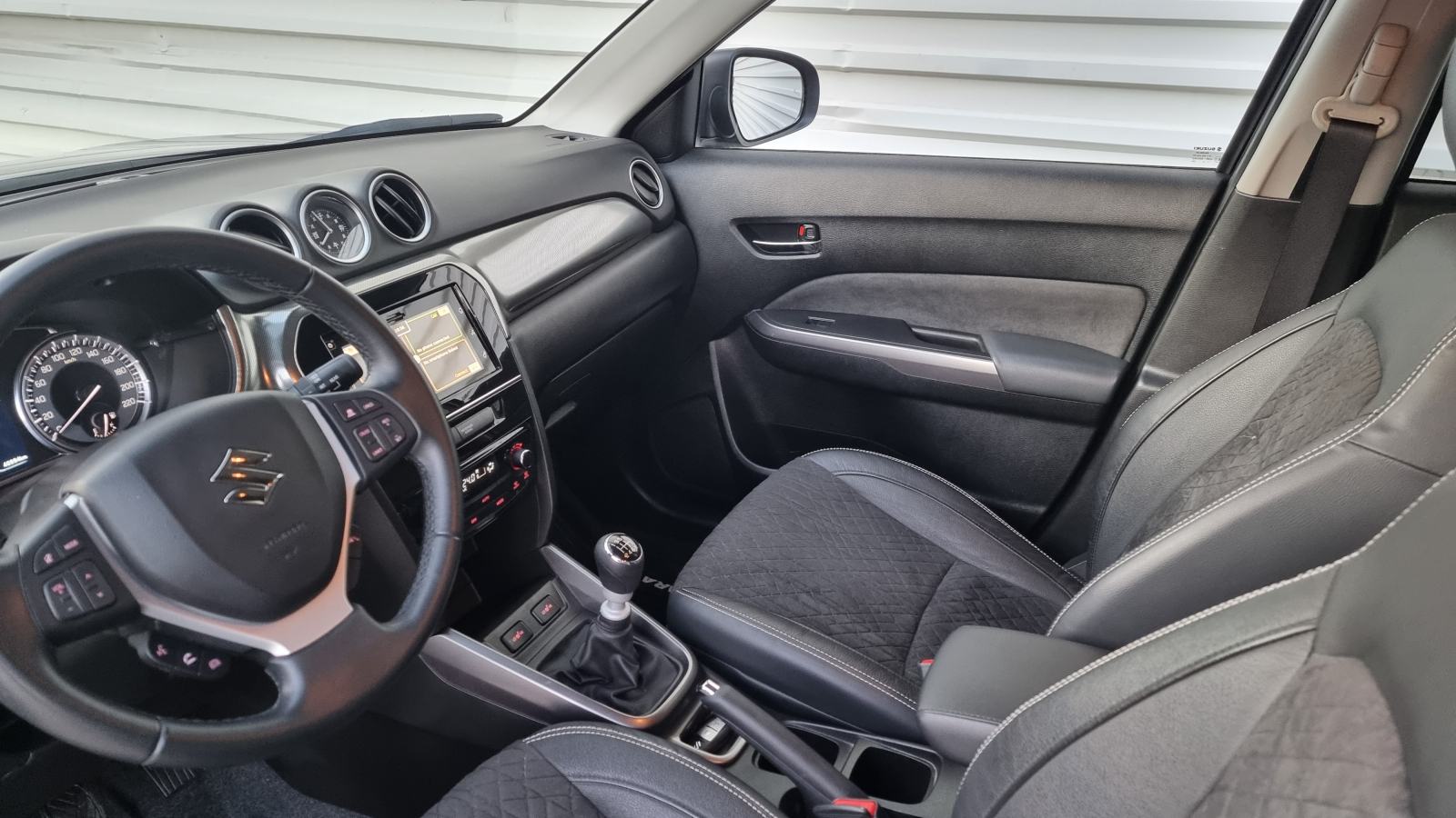 Suzuki Vitara 1,4 GLX ELEGANCE Hybrid"1.Vlasnik"Nije uvoz"41.000 km", fotografija 10