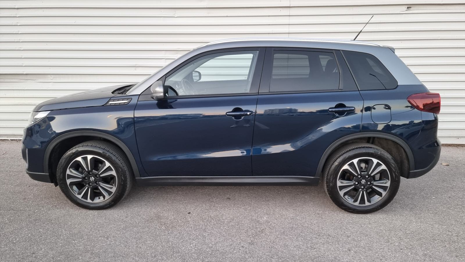 Suzuki Vitara 1,4 GLX ELEGANCE Hybrid"1.Vlasnik"Nije uvoz"41.000 km", fotografija 3