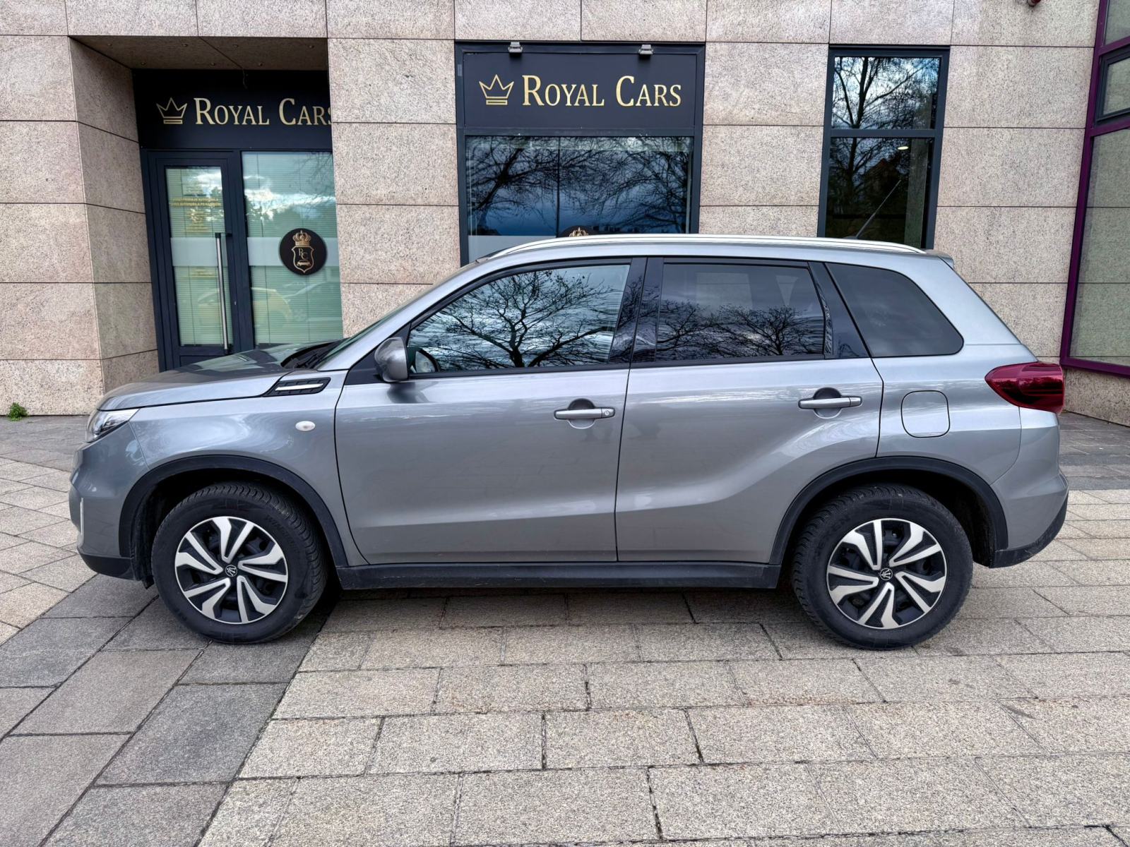 SUZUKI VITARA - 1.4 HYBRID - 2024 GOD - RUČNI MJENJAČ - KAO NOVO!, fotografija 10