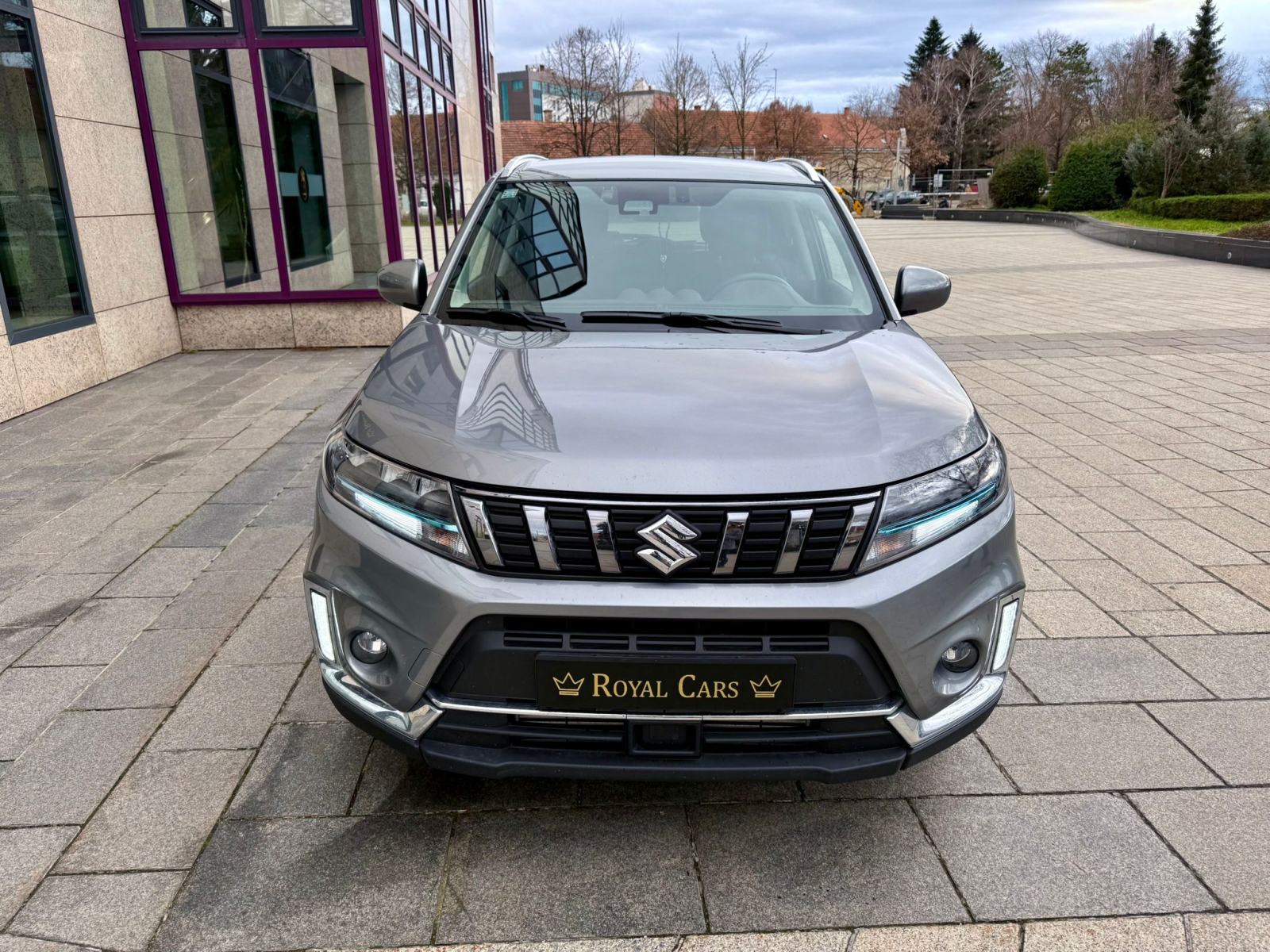 SUZUKI VITARA - 1.4 HYBRID - 2024 GOD - RUČNI MJENJAČ - KAO NOVO!, fotografija 3