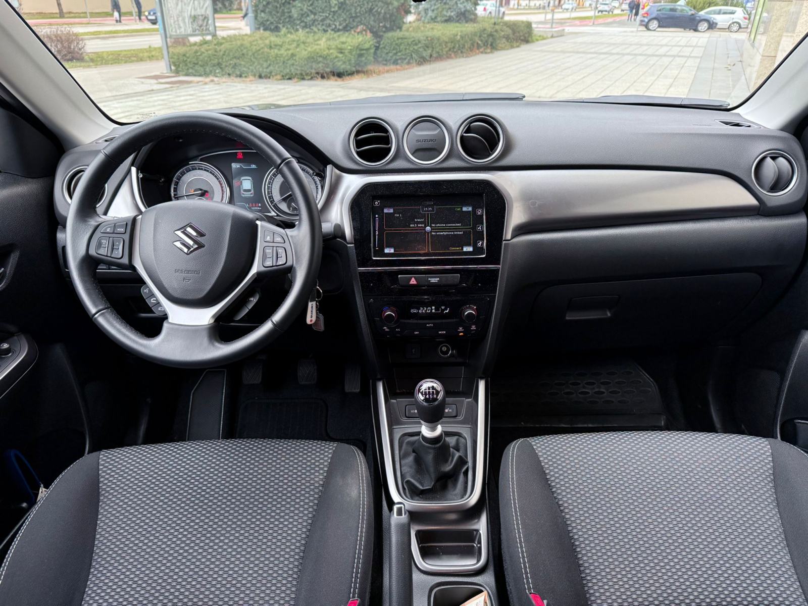SUZUKI VITARA - 1.4 HYBRID - 2024 GOD - RUČNI MJENJAČ - KAO NOVO!, fotografija 13