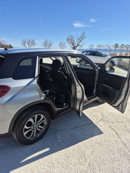 Suzuki Vitara 1,4 hybrid boosterjet (098 359 326), fotografija 10