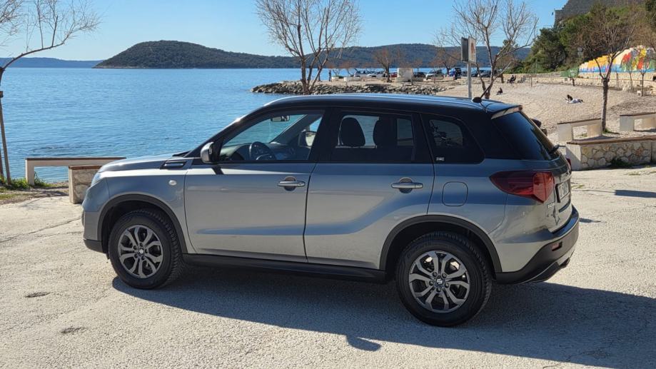 Suzuki Vitara 1,4 hybrid boosterjet (098 359 326), fotografija 4