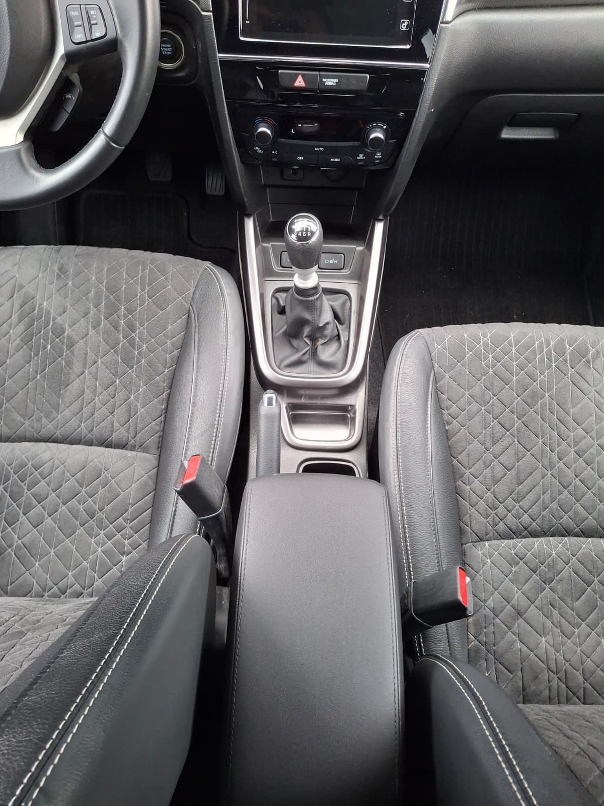 Suzuki Vitara 1,4 Hybrid ☆ u PDV-u ☆ GARANCIJA ☆ RATA OD 161€, fotografija 14