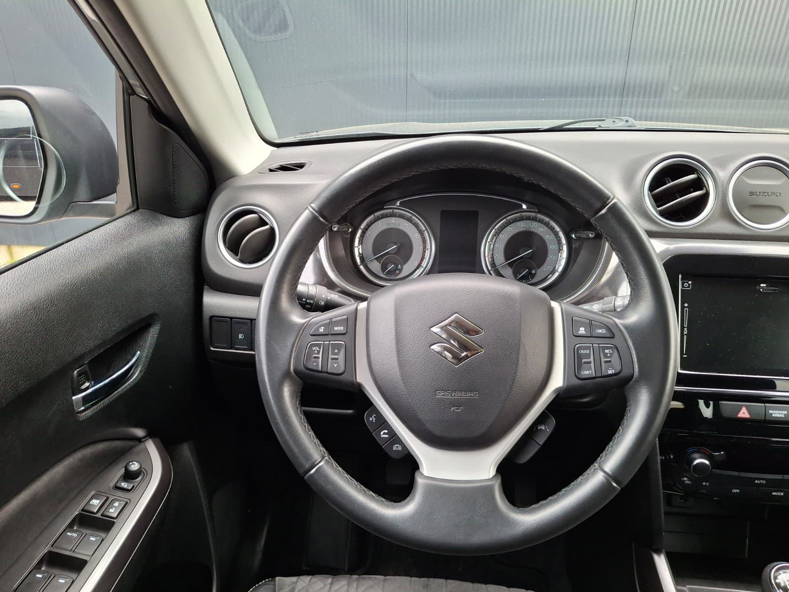 Suzuki Vitara 1,4 Hybrid ☆ u PDV-u ☆ GARANCIJA ☆ RATA OD 161€, fotografija 12