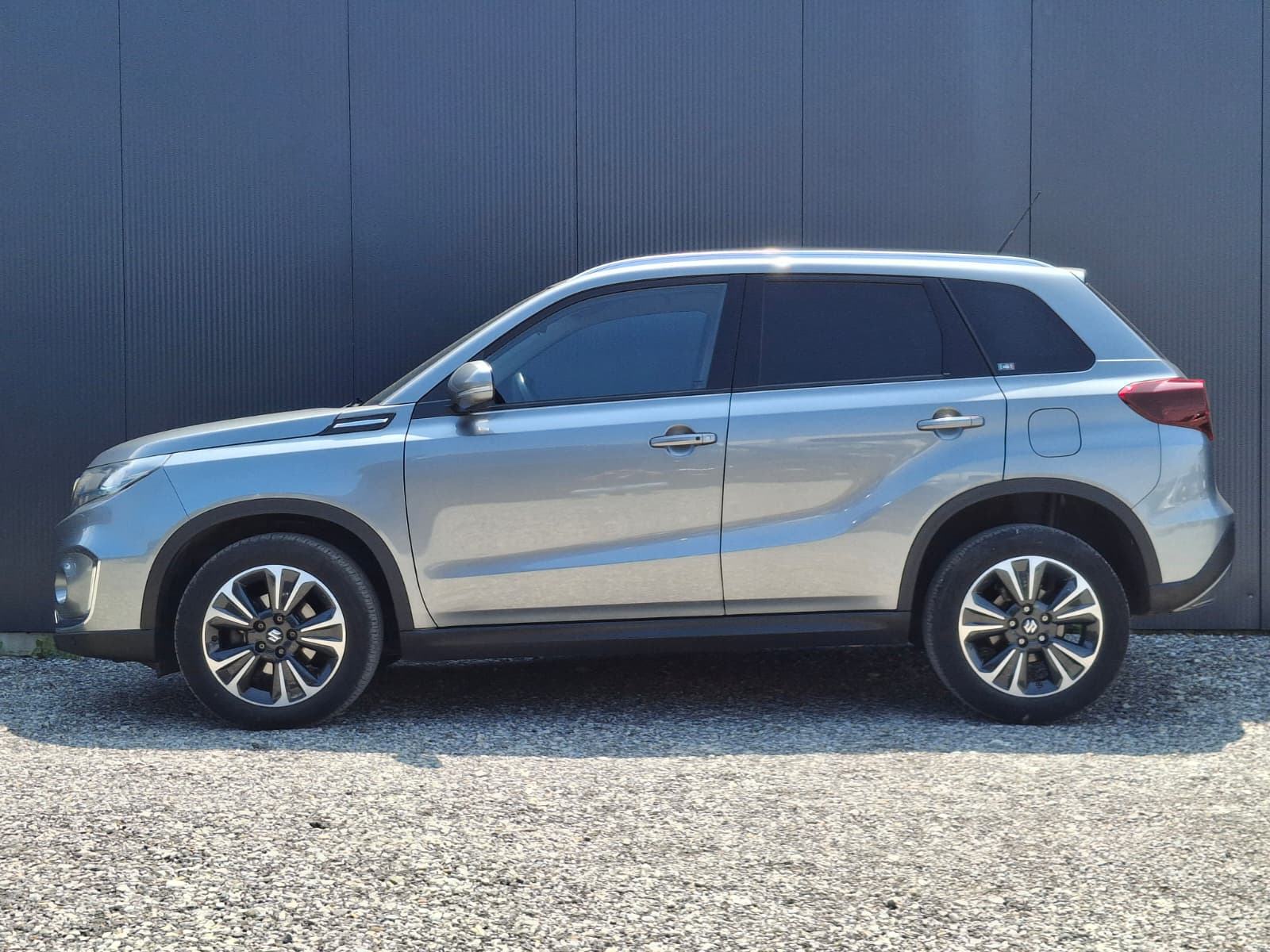 Suzuki Vitara 1,4 Hybrid ☆ u PDV-u ☆ GARANCIJA ☆ RATA OD 161€, fotografija 6