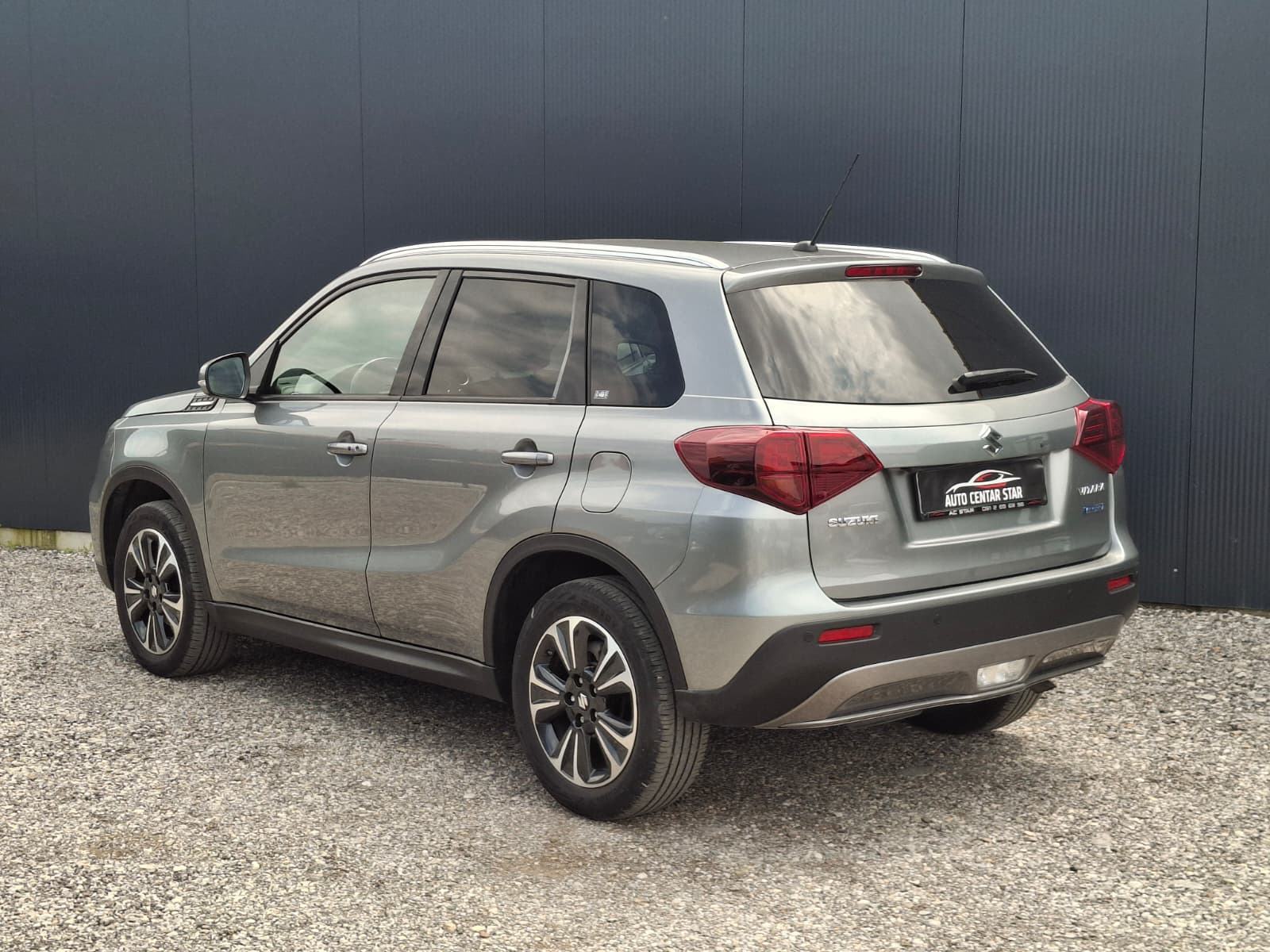Suzuki Vitara 1,4 Hybrid ☆ u PDV-u ☆ GARANCIJA ☆ RATA OD 161€, fotografija 7