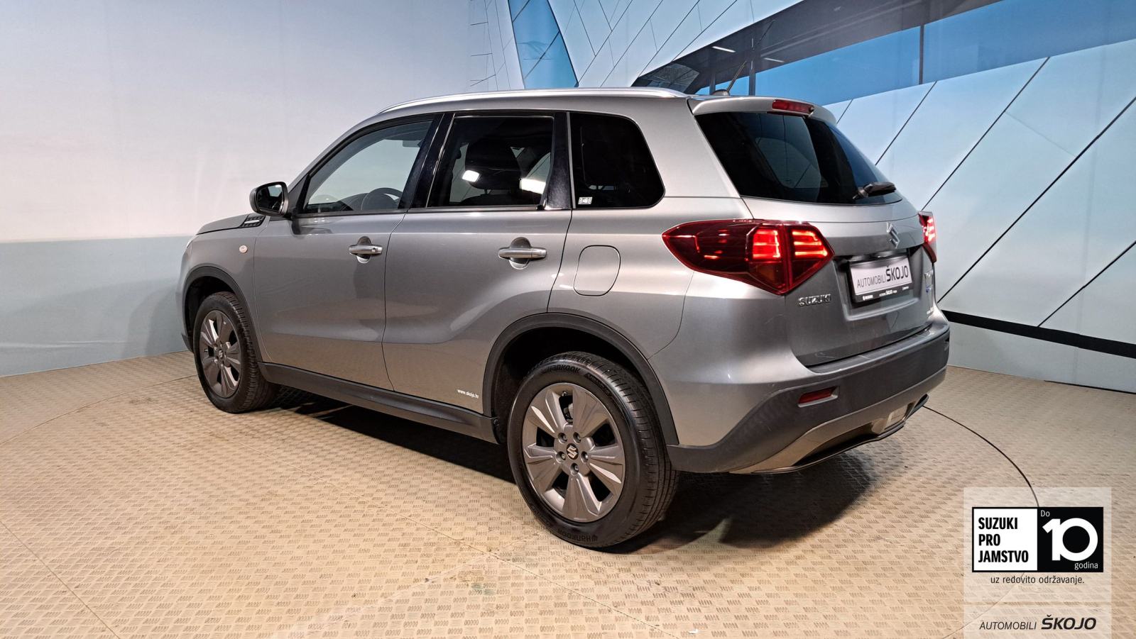 Suzuki Vitara 1,4 Premium 2WD Hybrid, fotografija 6