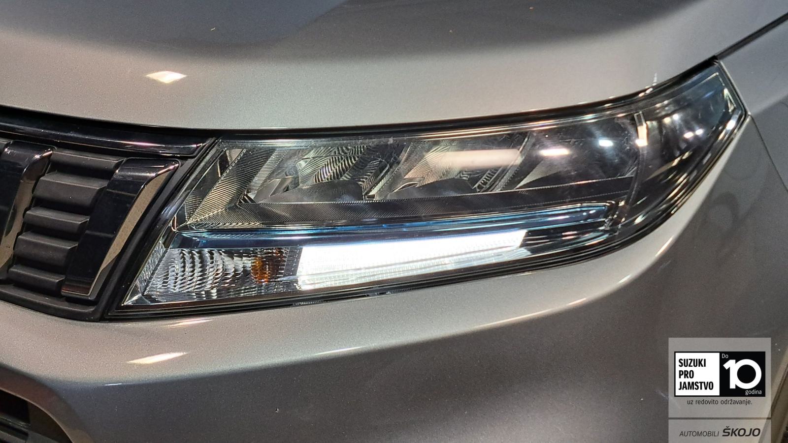 Suzuki Vitara 1,4 Premium 2WD Hybrid, fotografija 14