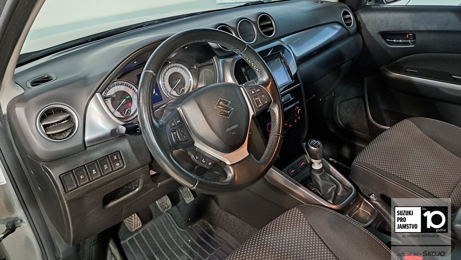 Suzuki Vitara 1,4 Premium 2WD Hybrid, fotografija 4