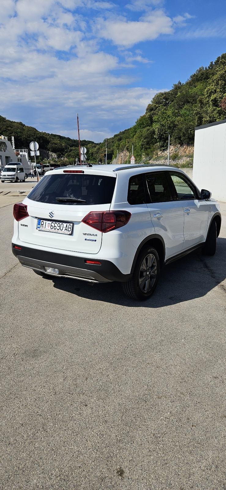 Suzuki Vitara 1.4 , Hybrid 2022 , vrhunsko stanje, bogata oprema ..., fotografija 3