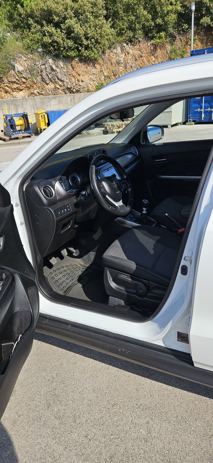 Suzuki Vitara 1.4 , Hybrid 2022 , vrhunsko stanje, bogata oprema ..., fotografija 6