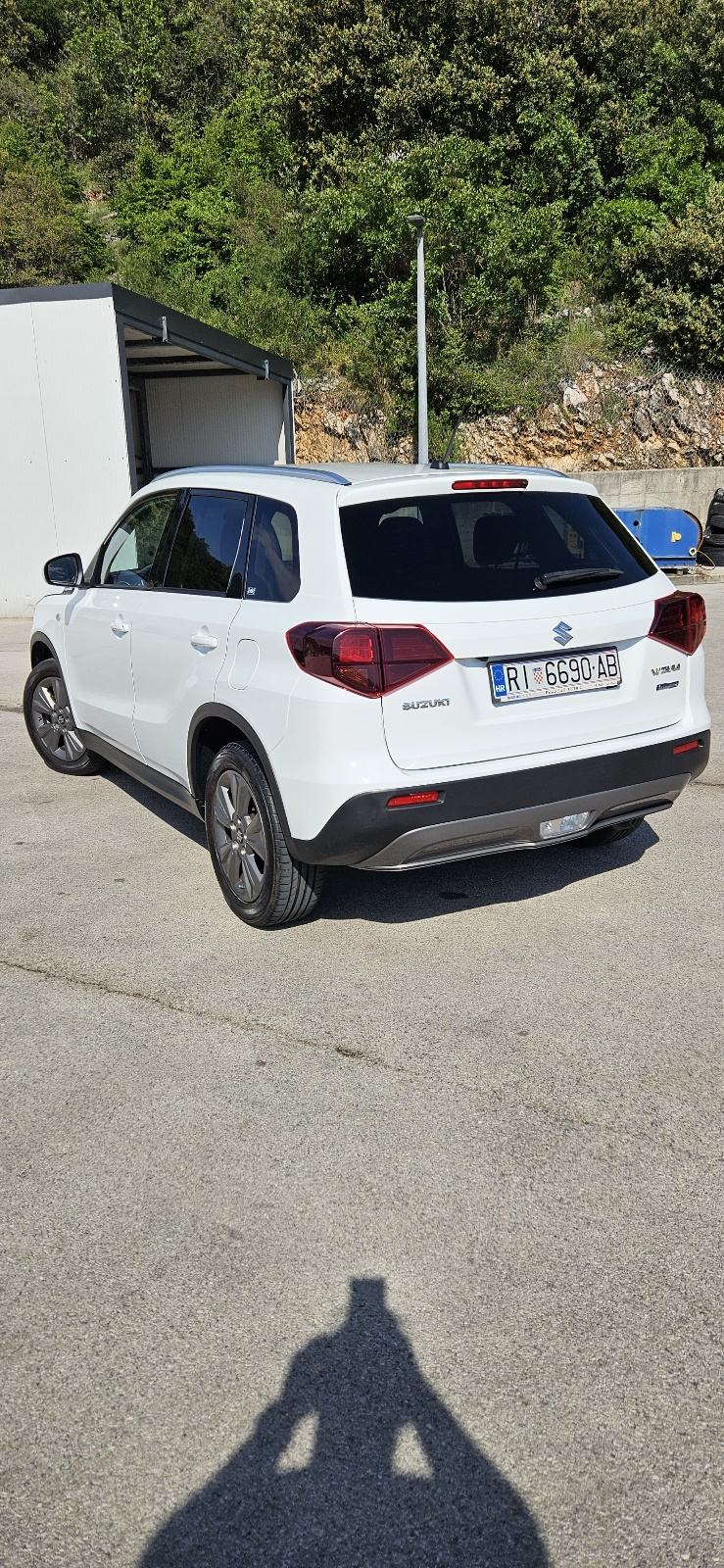 Suzuki Vitara 1.4 , Hybrid 2022 , vrhunsko stanje, bogata oprema ..., fotografija 4