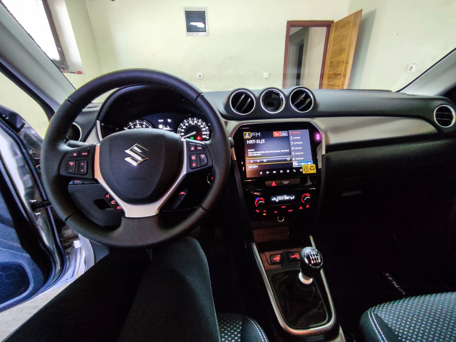 Nova Suzuki Vitara 1,4, fotografija 4