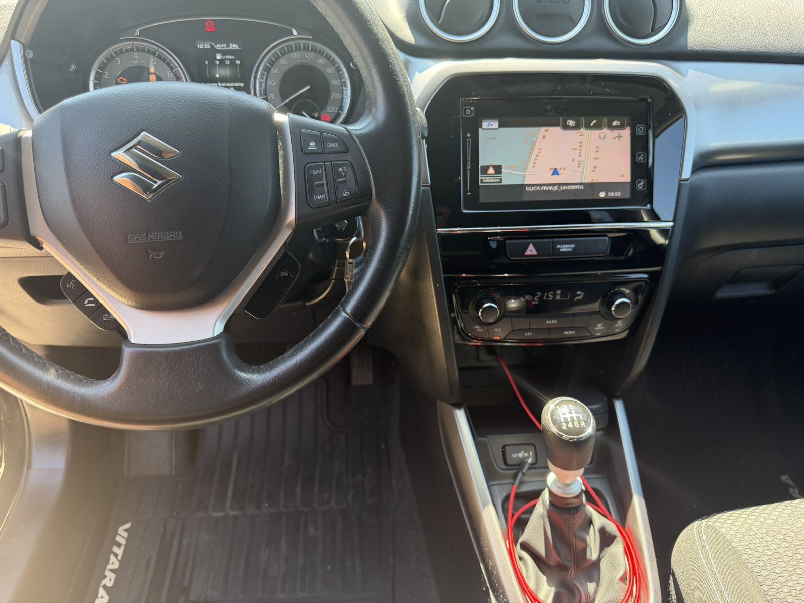 Suzuki Vitara 1,4, fotografija 7