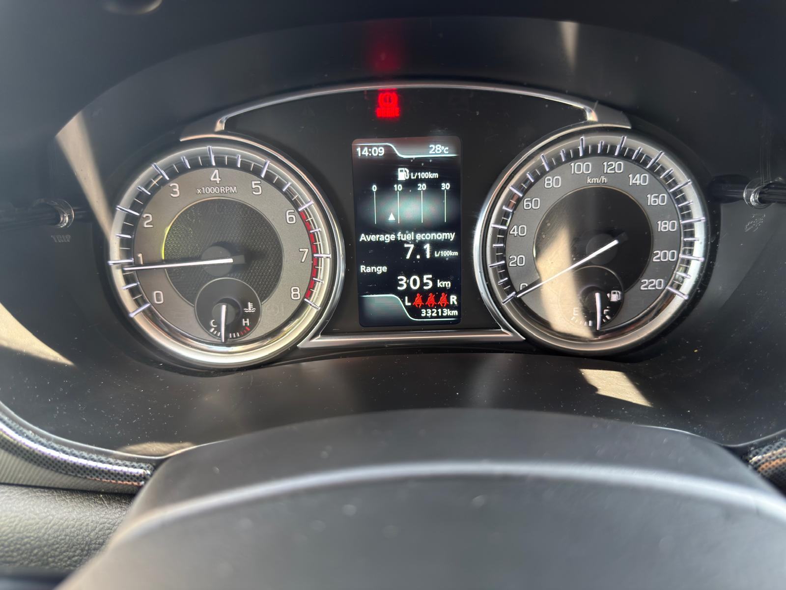 Suzuki Vitara 1,4 GLX HYBRID, izvrsno stanje, prvi vlasnik, 2023. g., fotografija 10