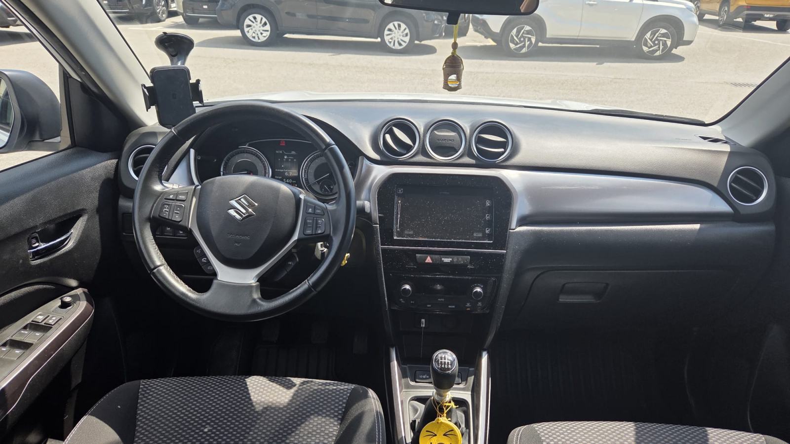 Suzuki Vitara 1.4 Hybrid GL+ Premium | 1. vlasnik, Nije uvoz!2 ključa, fotografija 6