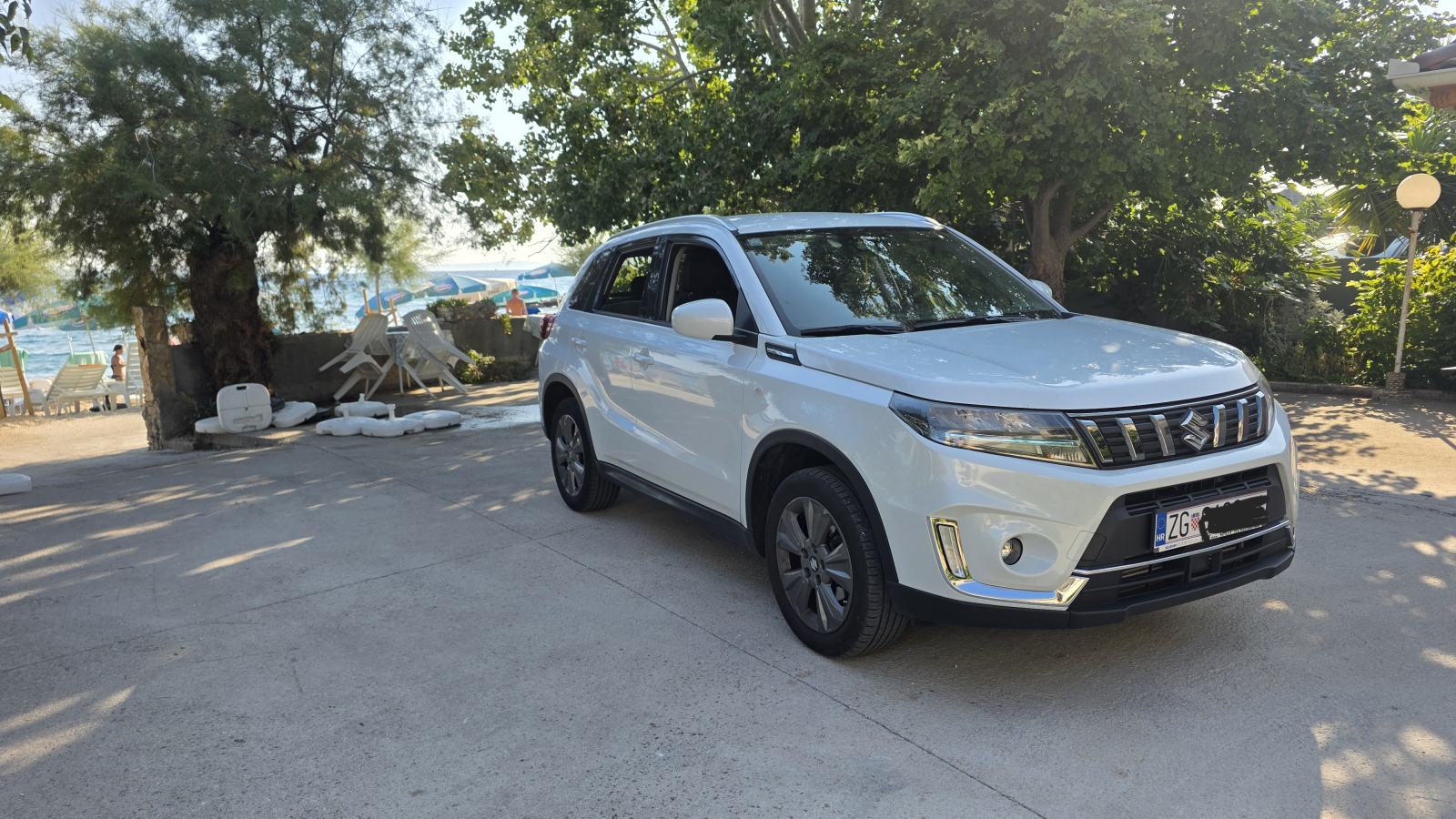 Suzuki Vitara 1.4 Hybrid GL+ Premium | 1. vlasnik, Nije uvoz!2 ključa, fotografija 2