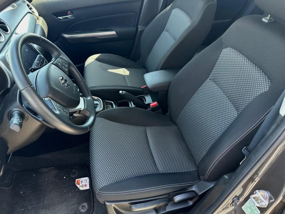 Suzuki Vitara 1.5 GL+ Automatik 2025. reg. do 04/27, fotografija 14