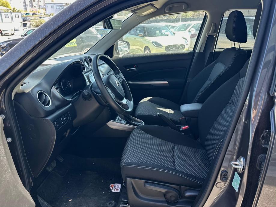 Suzuki Vitara 1.5 GL+ Automatik 2025. reg. do 04/27, fotografija 13