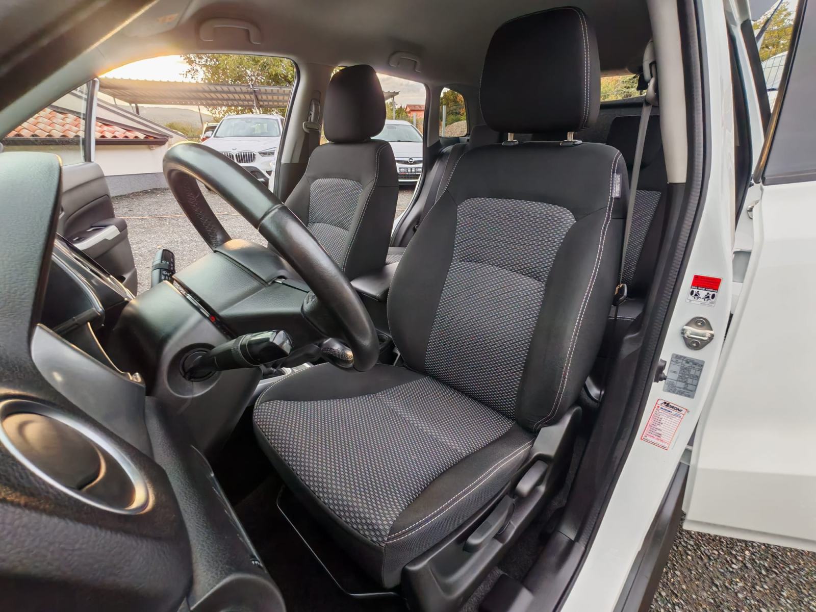 Suzuki Vitara 1.6 DDiS * prešla samo 154 tkm * ODLIČNA❗❗, fotografija 20
