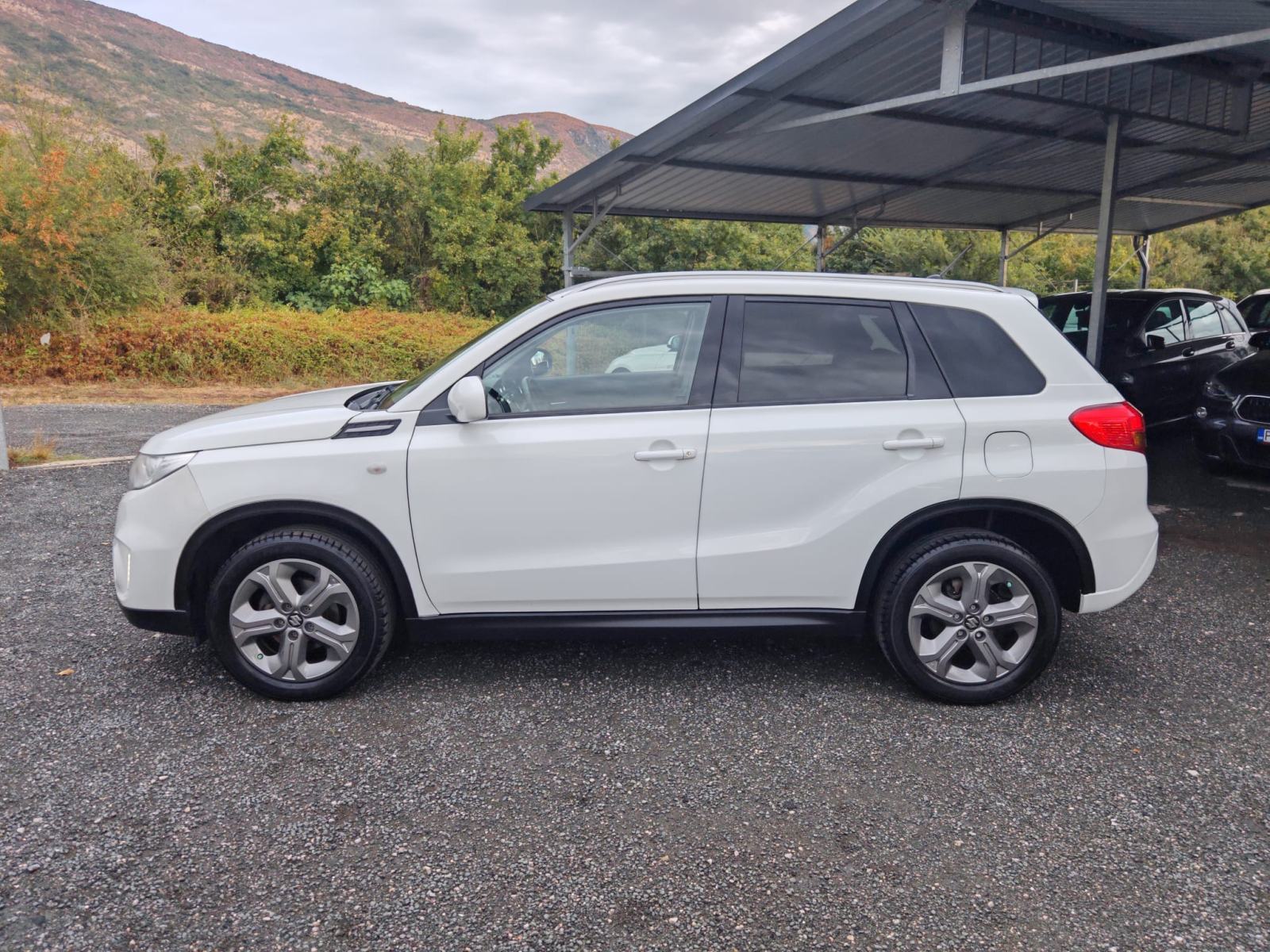 Suzuki Vitara 1.6 DDiS * prešla samo 154 tkm * ODLIČNA❗❗, fotografija 7