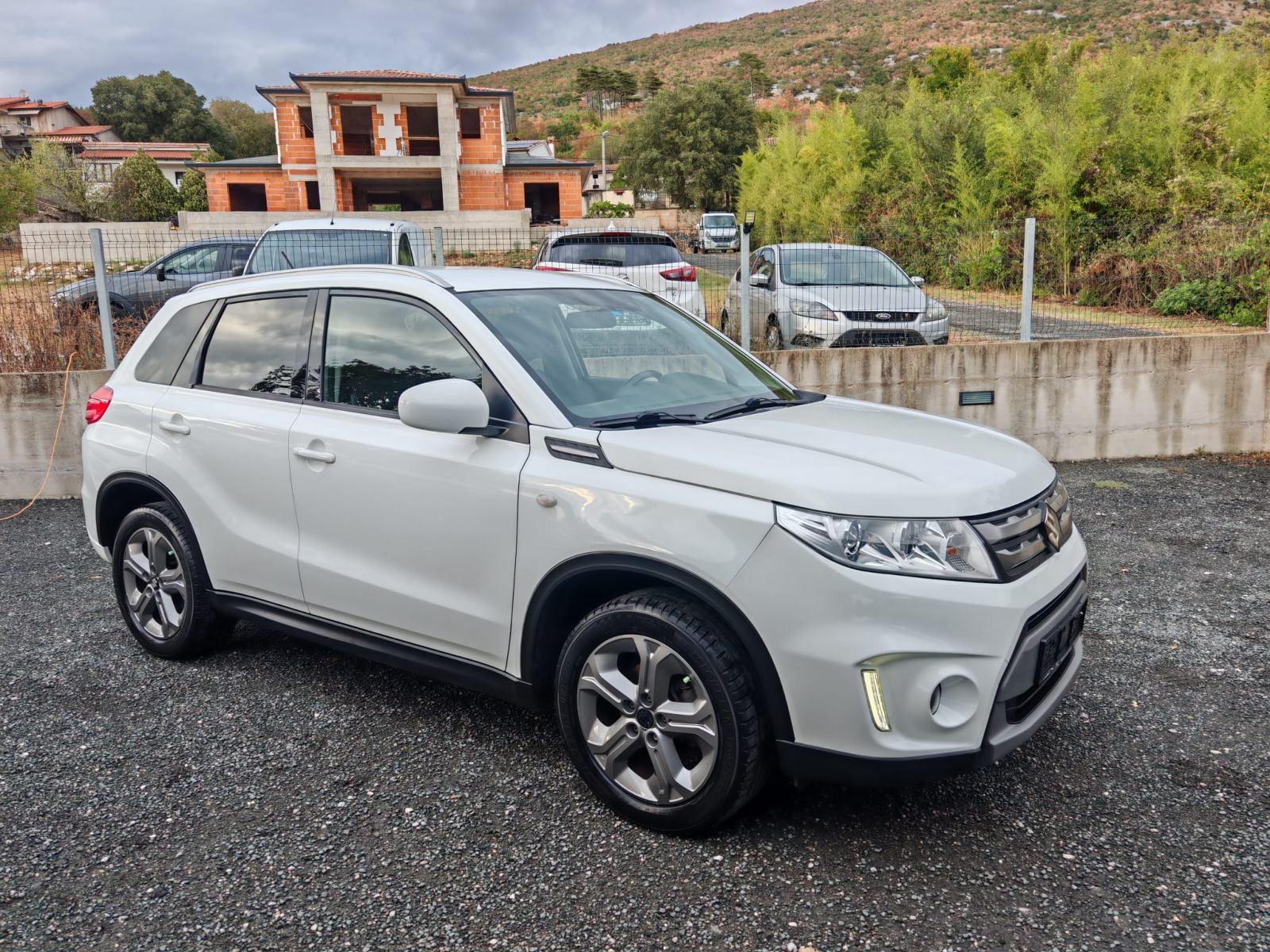 Suzuki Vitara 1.6 DDiS * prešla samo 154 tkm * ODLIČNA❗❗, fotografija 3