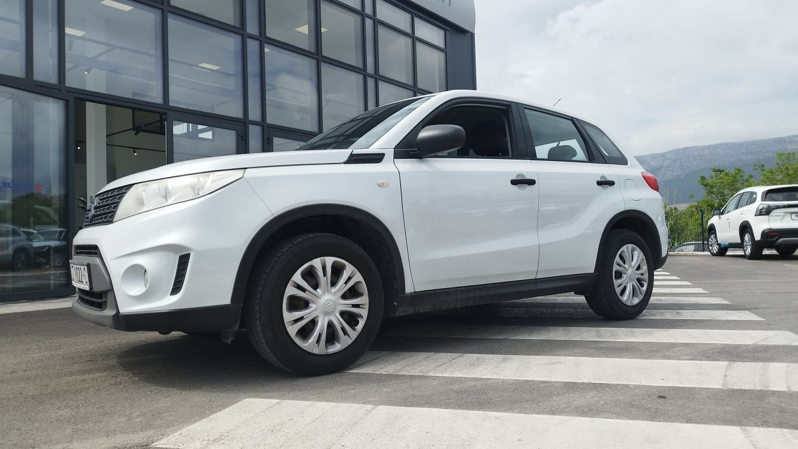 Suzuki Vitara 1,6 GL KUKA ( 098 940 2570), fotografija 2