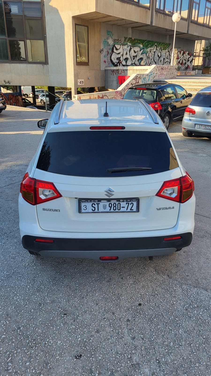 Suzuki Vitara 1,6 gl+, prvi vlasnik, RH, 31000 km, fotografija 5
