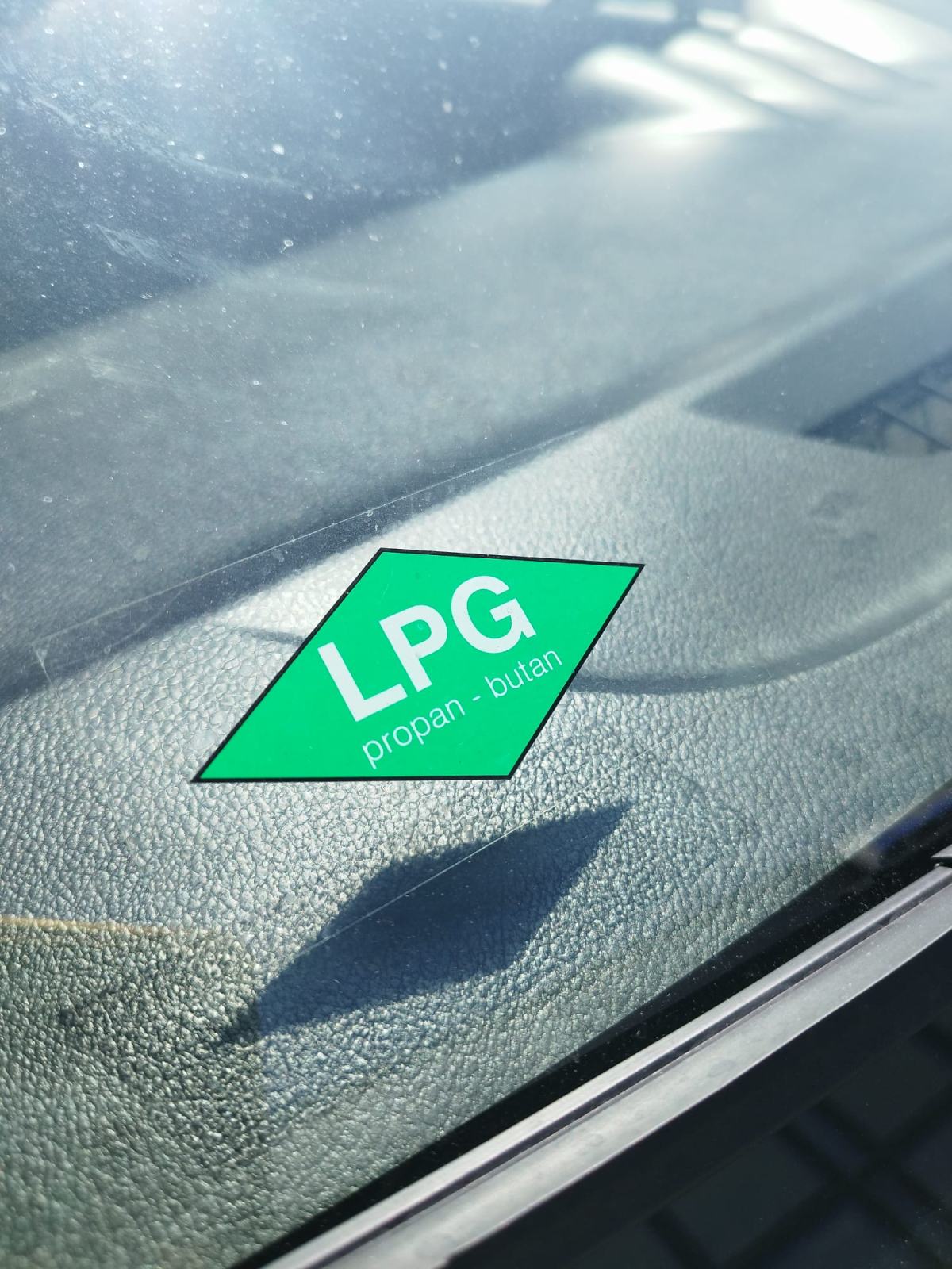 Suzuki Vitara 1,6 GLX + LPG (full oprema) reg. 12/26, fotografija 10