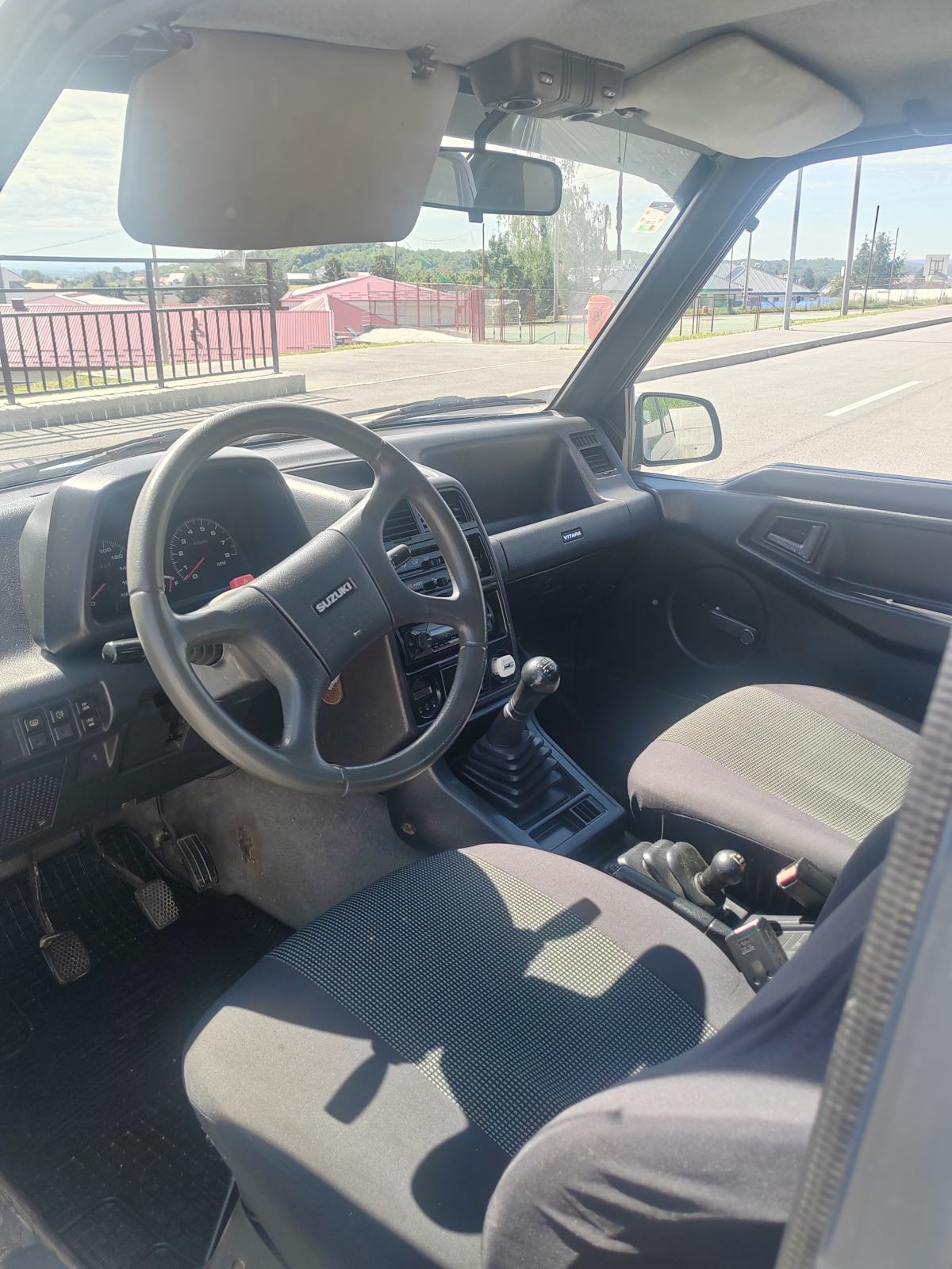 Suzuki Vitara 1.6 JLX, fotografija 6