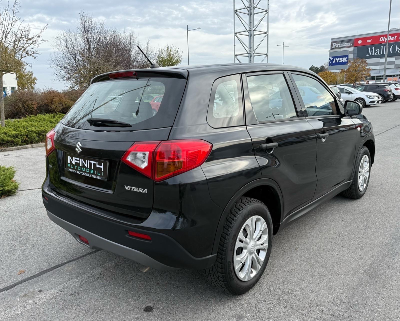 Suzuki Vitara 1,6 KLIMA, DOSTAVA VOZILA, PDV, REG: 07/2026, fotografija 7