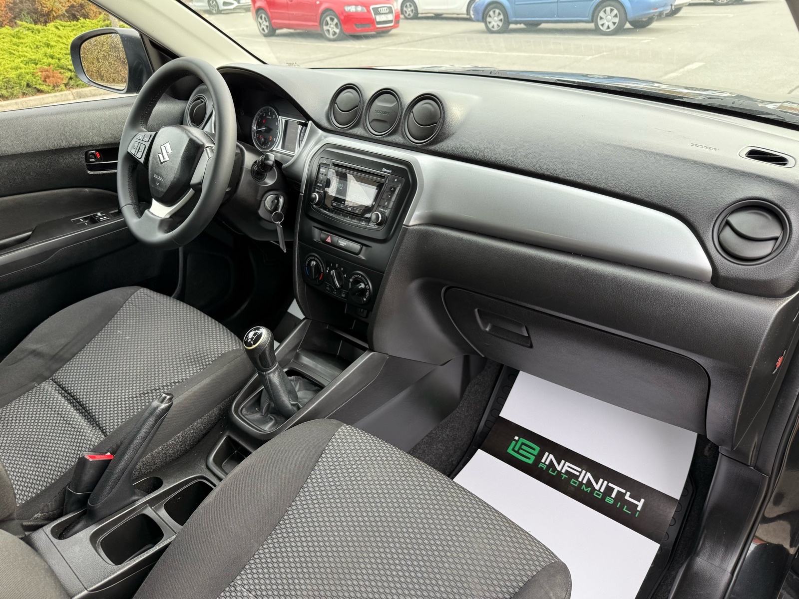 Suzuki Vitara 1,6 KLIMA, DOSTAVA VOZILA, PDV, REG: 07/2026, fotografija 16