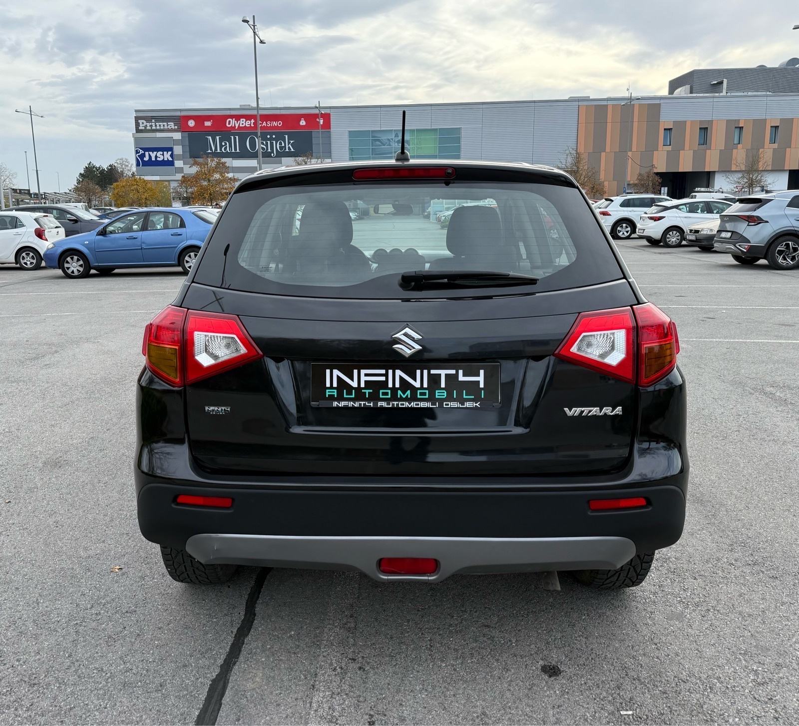 Suzuki Vitara 1,6 KLIMA, DOSTAVA VOZILA, PDV, REG: 07/2026, fotografija 6