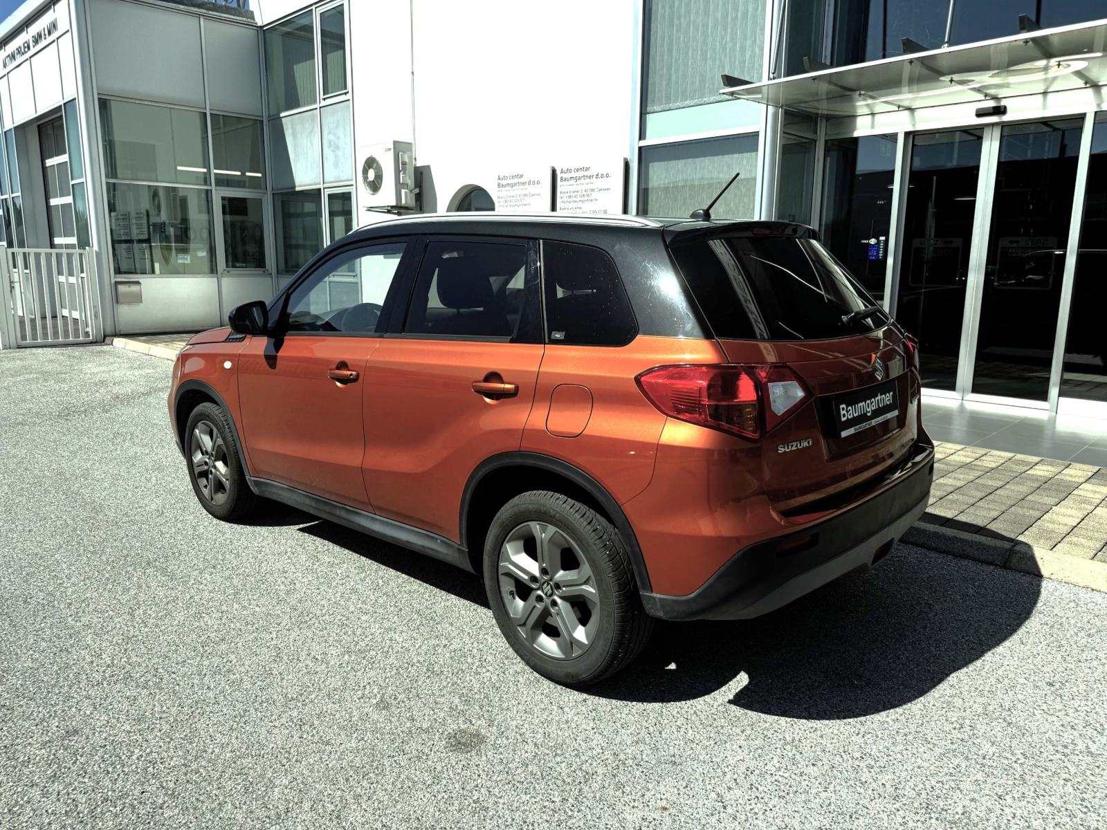 Suzuki Vitara 1,6 Premium, fotografija 3