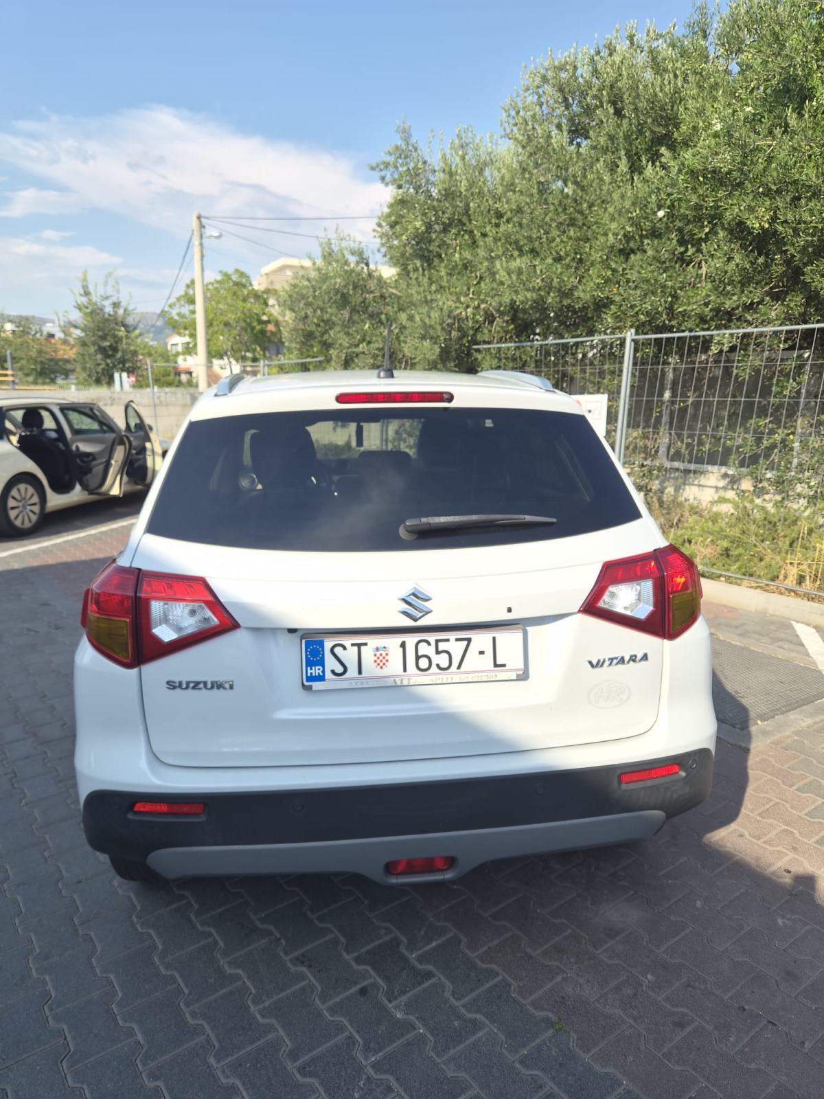 Suzuki Vitara 1.6 VVT SE Special Edition – 2018. – prvi vlasnik, fotografija 3
