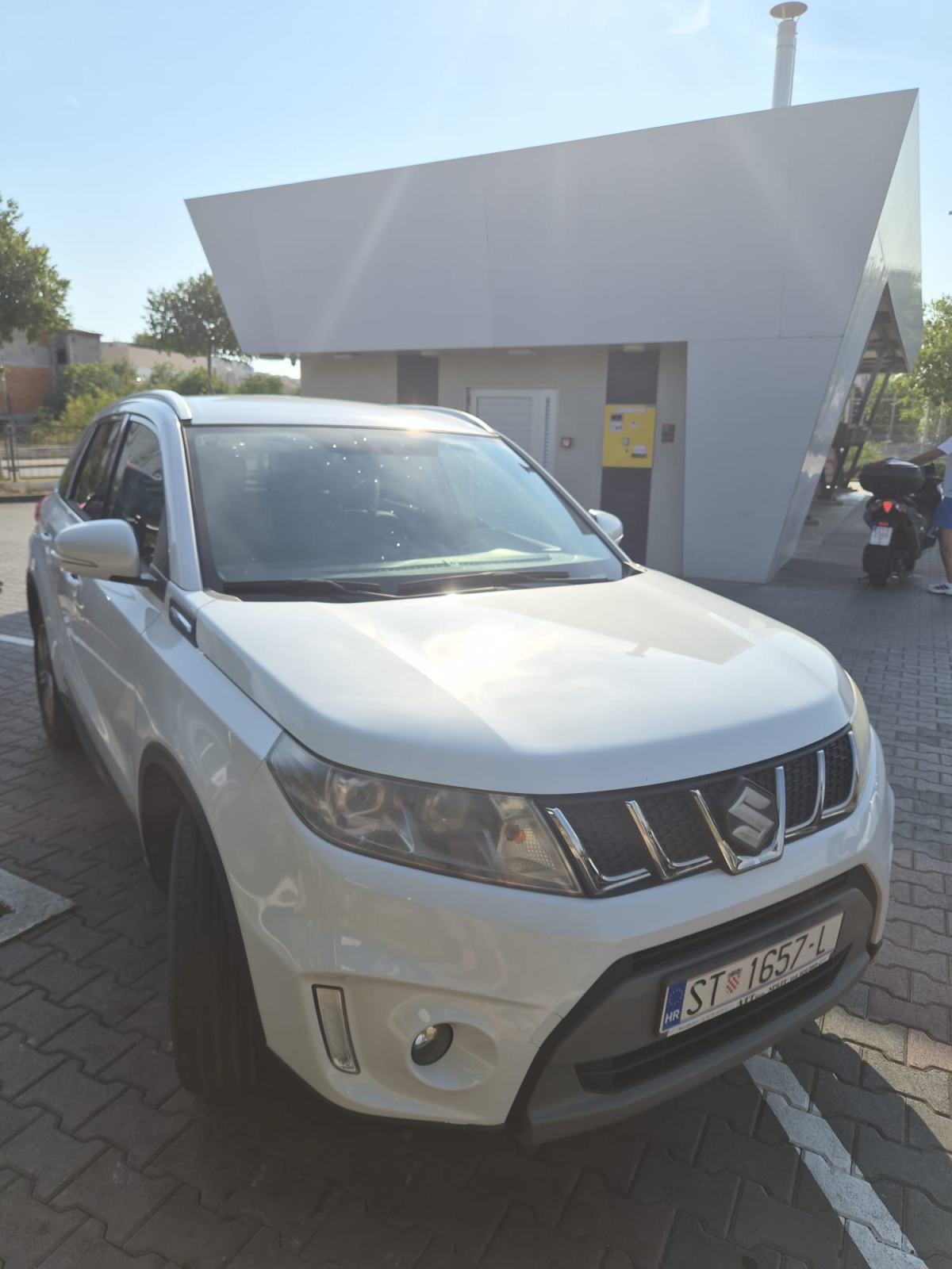 Suzuki Vitara 1.6 VVT SE Special Edition – 2018. – prvi vlasnik, fotografija 10