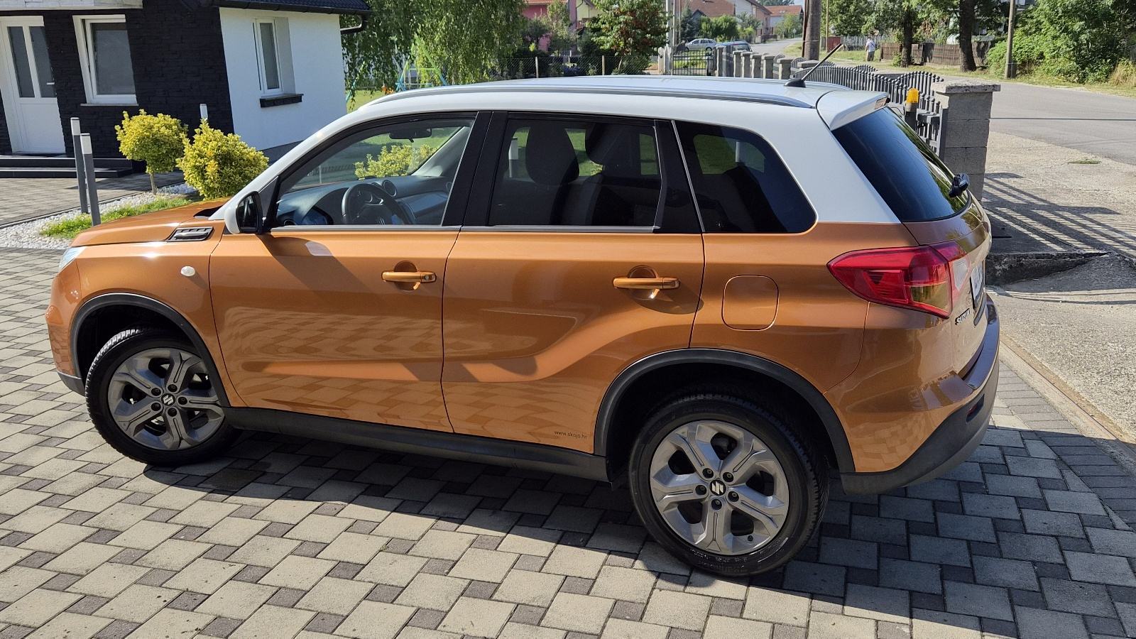 Suzuki Vitara 1,6benz. PREMIUM - 1.VLASNIK - NIJE UVOZ -, fotografija 8
