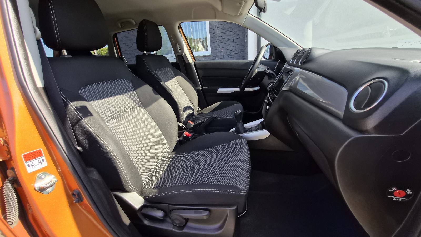 Suzuki Vitara 1,6benz. PREMIUM - 1.VLASNIK - NIJE UVOZ -, fotografija 12