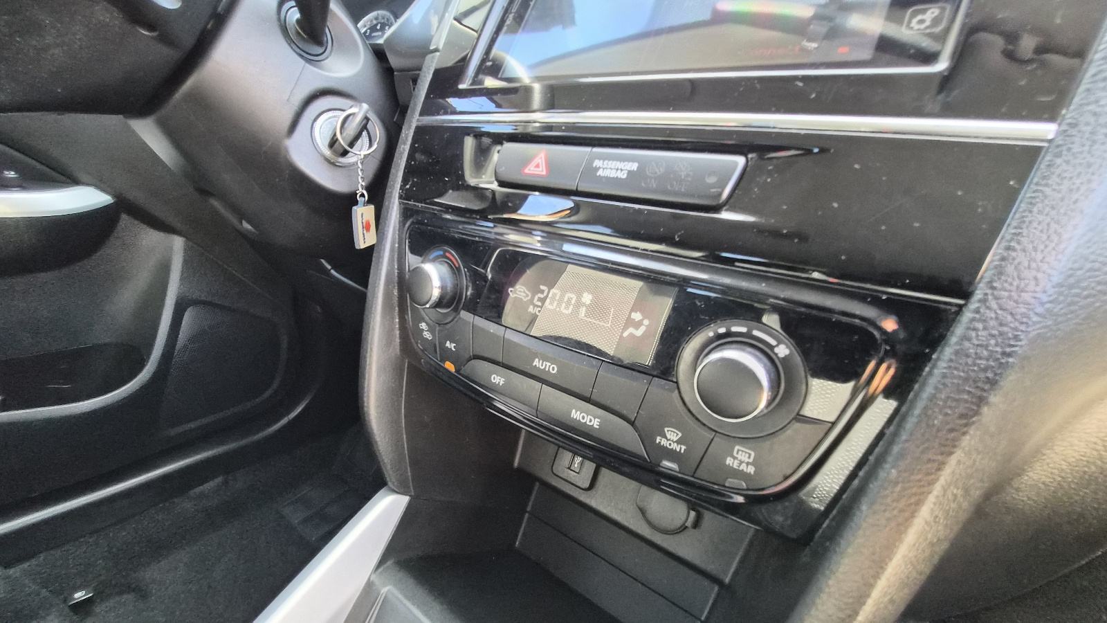 Suzuki Vitara 1,6benz. PREMIUM - 1.VLASNIK - NIJE UVOZ -, fotografija 11
