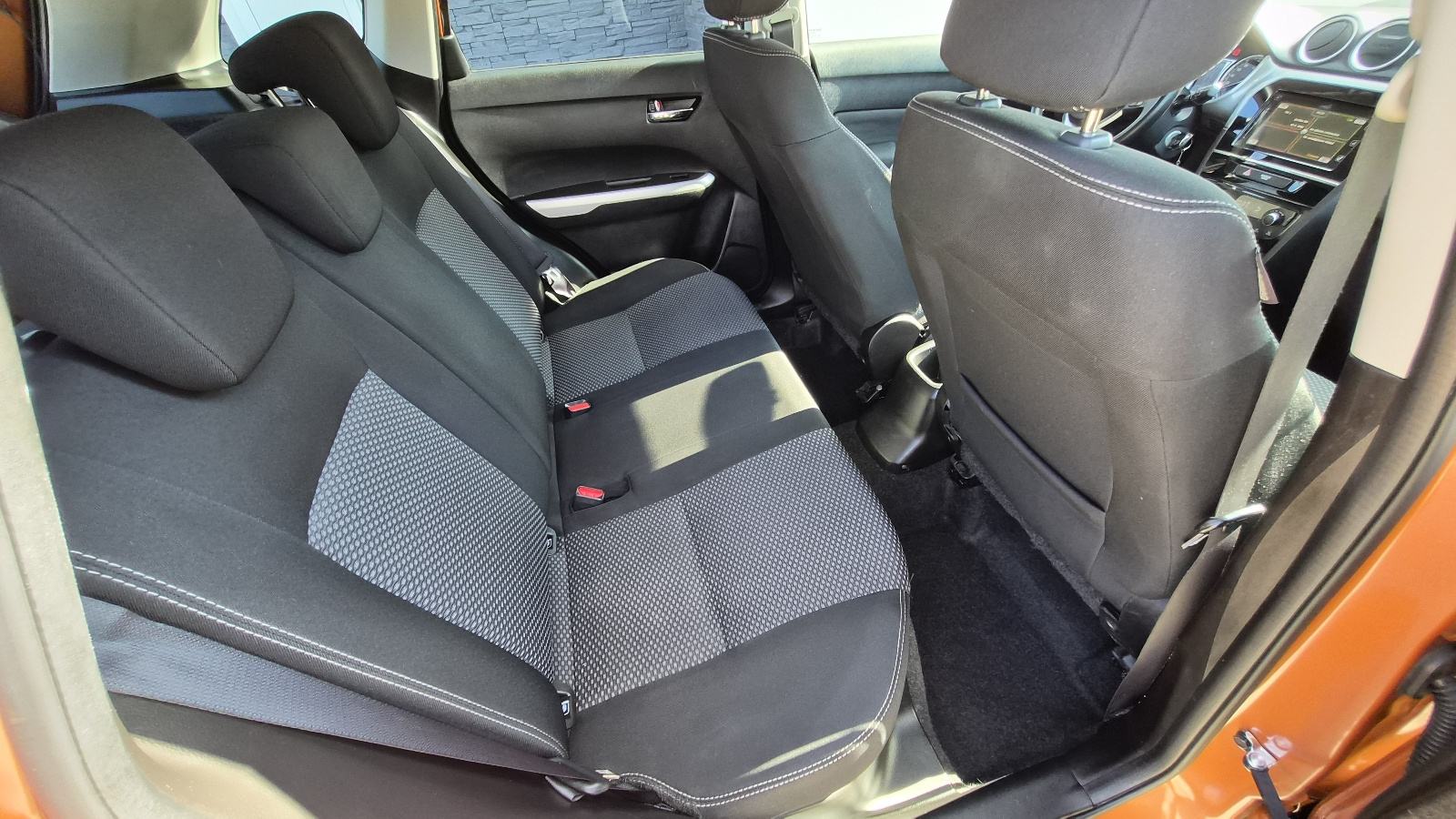 Suzuki Vitara 1,6benz. PREMIUM - 1.VLASNIK - NIJE UVOZ -, fotografija 14