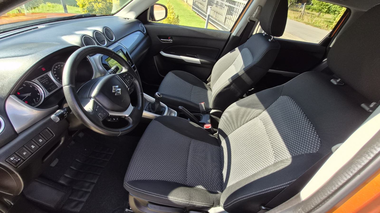 Suzuki Vitara 1,6benz. PREMIUM - 1.VLASNIK - NIJE UVOZ -, fotografija 19