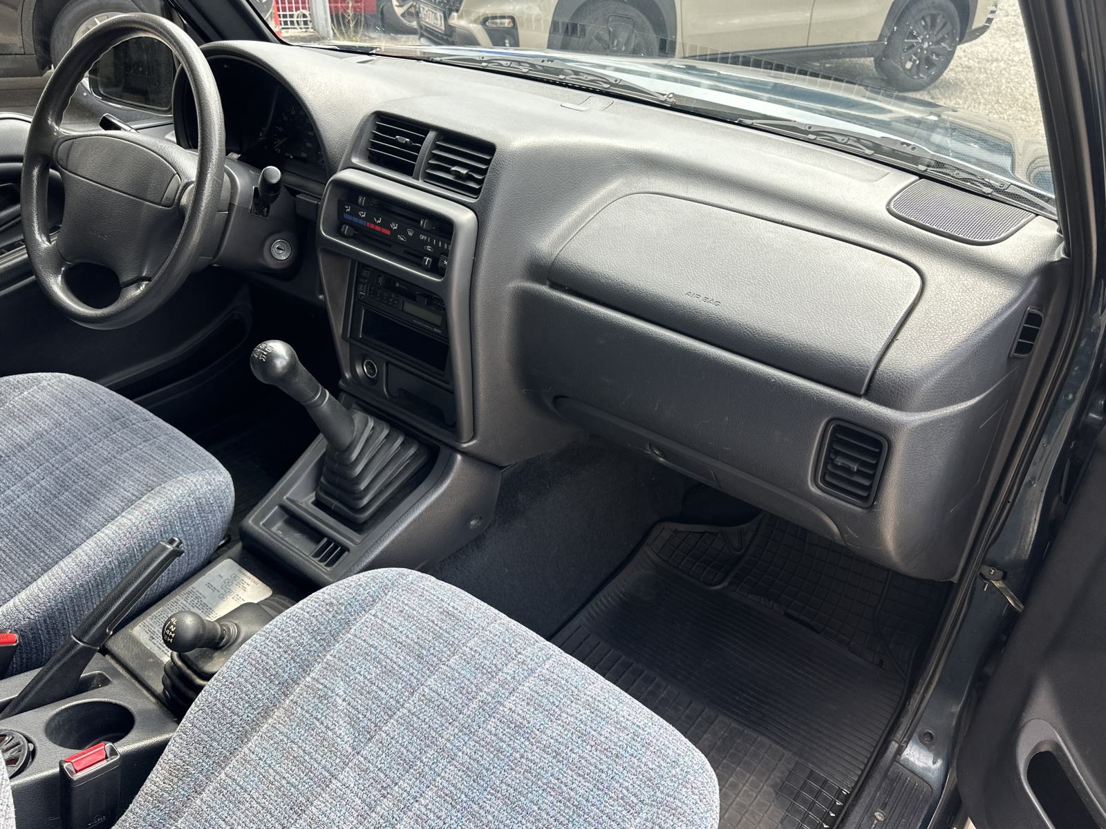 Suzuki Vitara 1.8 1. vlasnik, fotografija 8