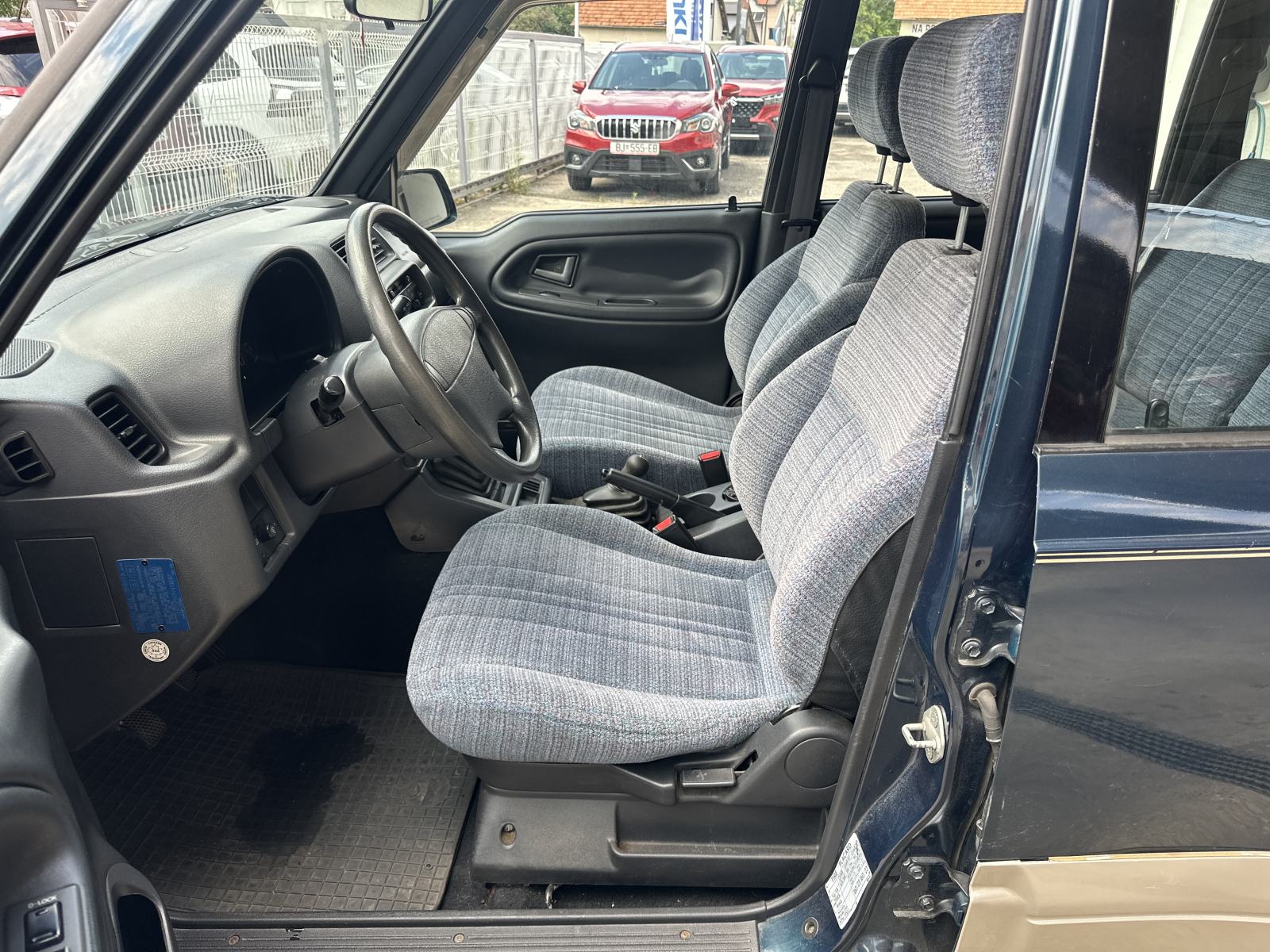 Suzuki Vitara 1.8 1. vlasnik, fotografija 10