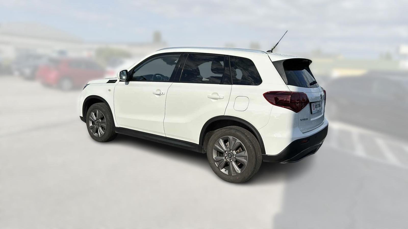 SUZUKI VITARA 2024 • PREMIUM jamstvo • AutoZubak Rabljena, fotografija 7
