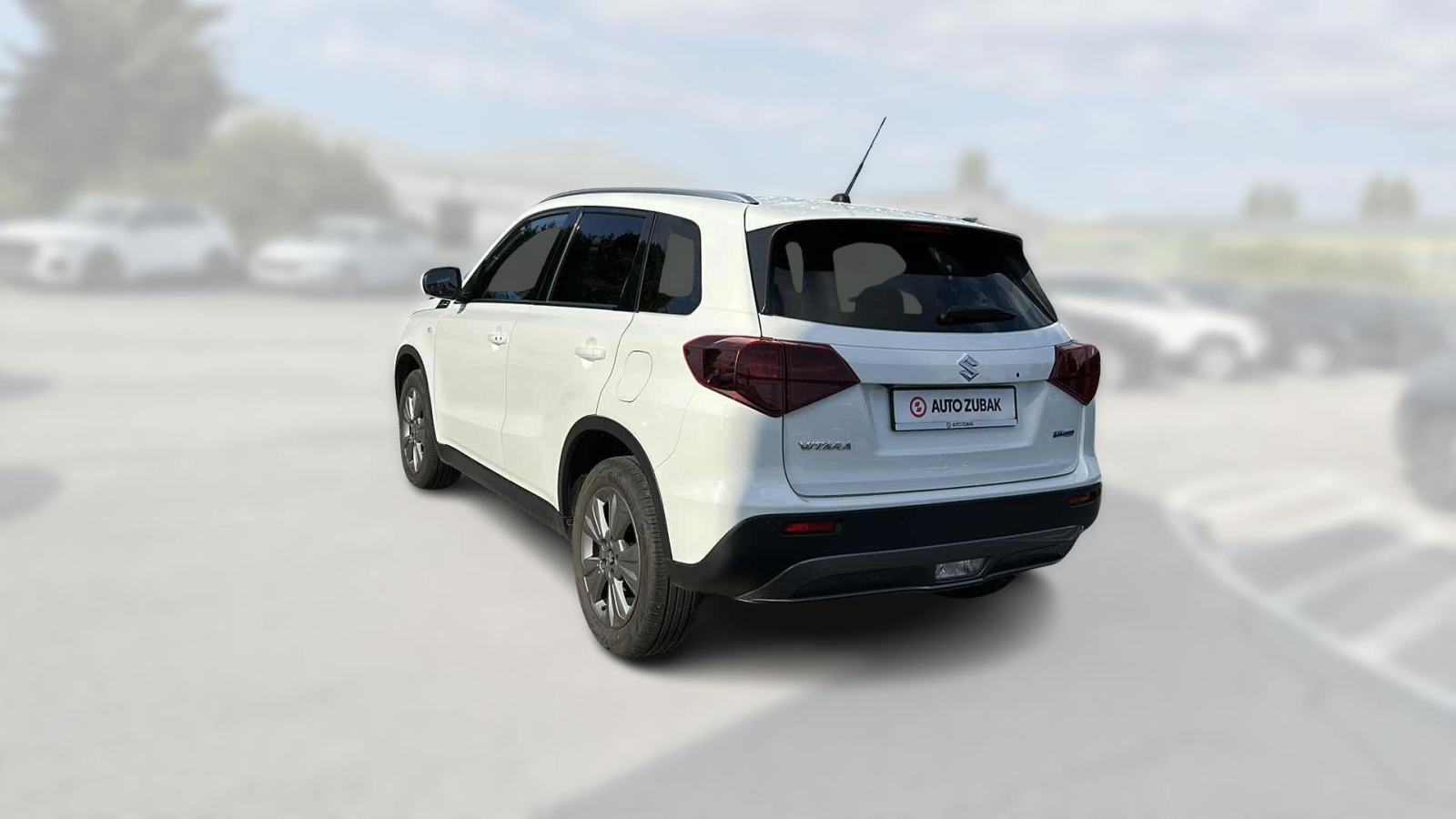 SUZUKI VITARA 2024 • PREMIUM jamstvo • AutoZubak Rabljena, fotografija 8