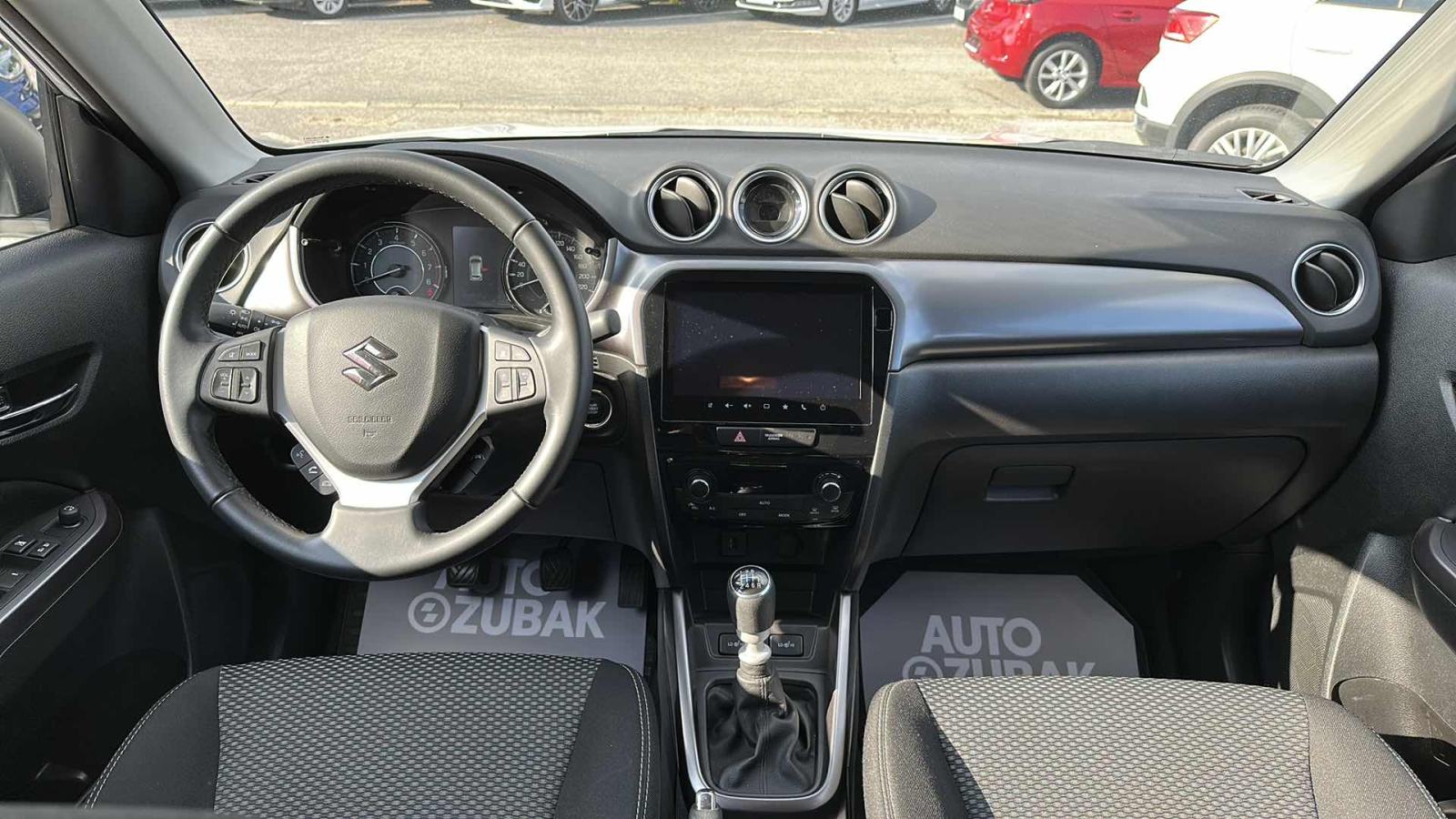 SUZUKI VITARA 2024 • PREMIUM jamstvo • AutoZubak Rabljena, fotografija 11