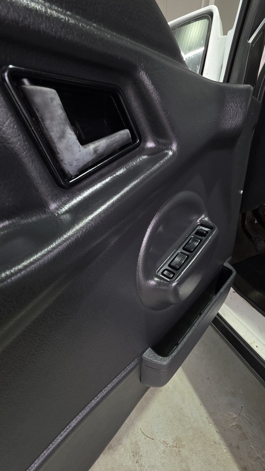 SUZUKI VItara***4X4***POGODNA ZA ŠUMU***samo 77 tis km, fotografija 11