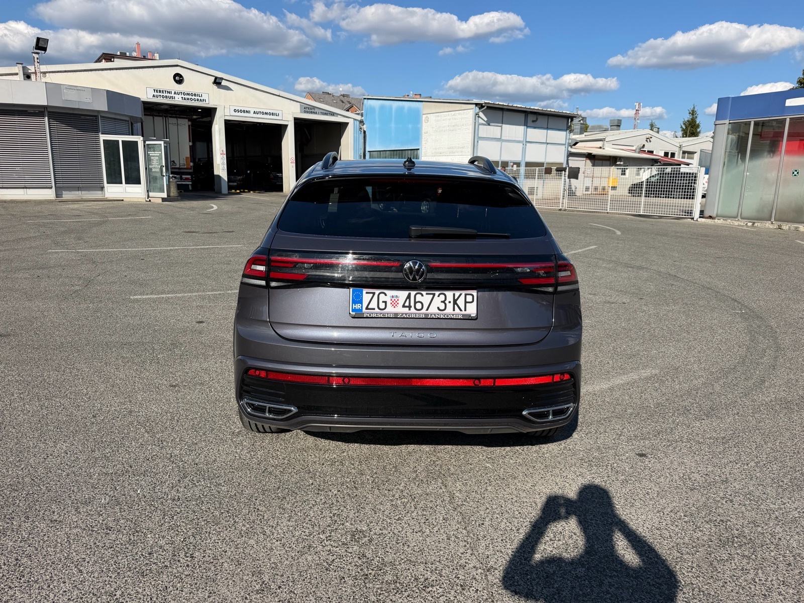 Taigo 1.5 tsi R Line Plus GARANCIJA, fotografija 1