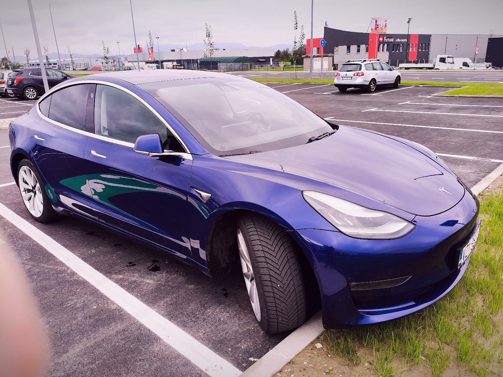 Tesla Mode 3 LR AWD, fotografija 3